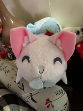 Official Youtooz Limited edition Korsche Plush Vtuber  Kirsche Unopened & New picture