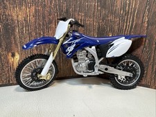 Yamaha YZ450F , Blue - New Ray 49643 - 1/6 scale Model Toy Motorcycle picture
