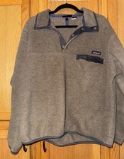 M - Patagonia Synchilla fleece jacket There is a small hole near the front left  picture