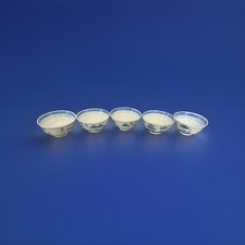 5 Antique Chinese Export Blue White Landscape Tea Bowls 18th/19th C picture