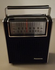 Vintage Panasonic RF-564 FM-AM Portable Radio - Power Cord & Battery - Headphone picture