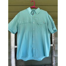 Huk Men's Short-Sleeve Fishing Button-Down Shirt in Teal Gradient picture