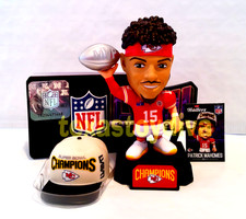 ZURU Ballers NFL 1/90 CHASE Patrick Mahomes Football Figure Champions OPEN READ picture