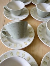 8 MCM Poppytrail PEPPER TREE Metlox TEA CUP & SAUCER SET Green Leaves Stoneware picture