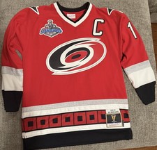 Carolina Hurricanes Mitchell & Ness Blue Line Rod Brind'Amour Home Jersey Men M picture