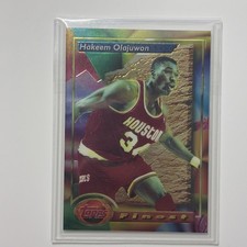 1993-94 Topps Finest - Hakeem Olajuwon #76 Refractor Rockets BEAUTIFUL picture