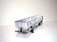 SPECCAST 1/64 TRINITY SILVER  53' 4 AXLE POTATO BELT TRAILER SAME SCALE AS ERTL picture