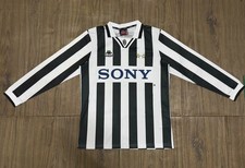 1995-1996 Juventus Home Long Sleeve Retro Soccer Jersey picture
