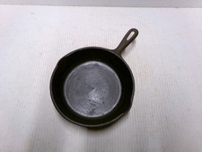 Cast Iron Skillet 8 Inch Double Spout picture