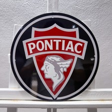 Pontiac Vintage Heavy Metal Sign — Classic American Garage Decor — 30 cm (11.8