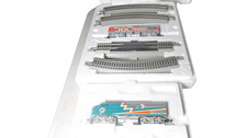 Bachmann Hawthorne Village NFL Football Miami Dolphins F-7 AB  HO Train Set picture