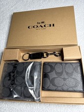 COACH MEN'S 3 IN 1 WALLET BOXED GIFT SET IN SIGNATURE CANVAS Black picture