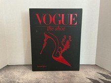 Vogue The Shoe Harriet Quick Hardcover Book w/ Slipcase Fashion Photography picture
