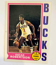 Topps 1969-70 - Oscar Robertson #55 Milwaukee Bucks NBA Basketball Card picture