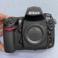 Nikon D700 Full Frame DSLR Camera Body 12.1MP FX-Format Digital SLR -Excellent picture