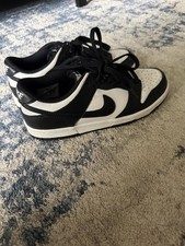 Nike Men’s Black/White Colorblock Low Top Lace-Up Athletic Sneakers picture