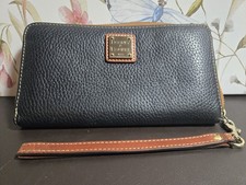 Vintage ​Dooney & Bourke Pebbled Leather Zip Around Wristlet Wallet VERY NICE picture