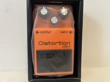 BOSS DS-1 Distortion Compact Distortion Pedal. picture