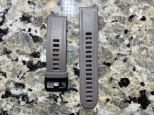 Garmin QuickFit 20mm Silicone Watch Band Sandstone picture