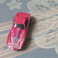 Hot Wheels Chevrolet Corvette 1:64 Pink/White 1975 Vintage Diecast Car picture