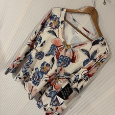 Attitudes by Renee Floral Long Sleeve Tee Top Button Cuffs V Neck Sz Medium KK25 picture