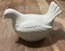 America Atelier at Home Peace Dove White Dove Bowl with Lid, 8