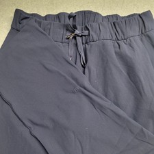 Lululemon On the Fly 7/8 Pant Navy Blue Luxtreme Drawstring Trousers Size 6 picture
