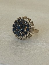 Vintage 18K Gold Ring With Blue Sapphire Cluster Thai Pricess Ring 5.7 Grams picture
