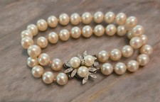Vintage Double Strand Hand Knotted Pearl Bracelet Silvertone Rhinestone Clasp picture