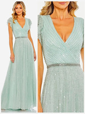 NEW Mac Duggal  Green Sequin V-Neck Flutter Sleeve Maxi Gown Chiffon picture