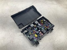 2013-2014 Dodge Ram 1500 Engine Fuse Box Assembly OEM picture