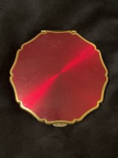 Vintage Stratton Made in England Red and Gold Tone Mirror Compact Rare Design picture