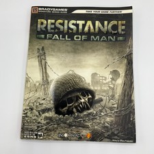 Resistance Fall of Man Official Strategy Guide – Signed by Insomniac – Rare picture
