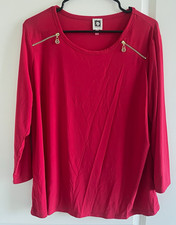 Anne Klein Women’s XL Red Solid 3/4 Sleeve Round Neck Top Zipper Accents picture