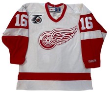 VLADMIR KONSTANTINOV 1991-92 DETROIT RED WINGS CCM ROOKIE JERSEY SIZE LARGE picture