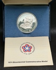 1974 American Revolution Bicentennial .925 Sterling Silver Medal OGP & Booklet picture