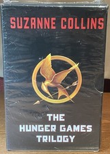 THE HUNGER GAMES TRILOGY Suzanne Collins SEALED Hardcover Set Scholastic picture
