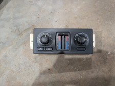 03-06 Chevrolet Silverado Cateye Air Conditioning Control picture