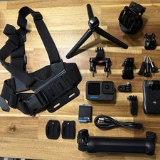 GoPro Hero11 Black Hero 11 + Extras picture