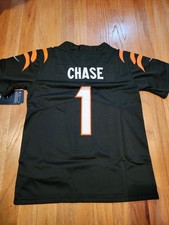 NWT youth customized bengals #1 ja'marr chase size S-XL stitched old season picture