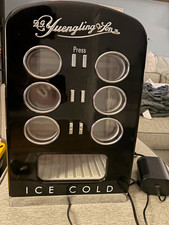 Yuengling DR-1 Tabletop Mini Fridge Thermoelectric Cooling Black 1 Door picture