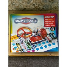 Elenco Snap Circuits Explorer SC-100 STEM Electronics Kit 100 Projects Ages 8+ picture