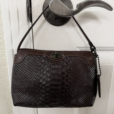 NWOT Coach Python Embossed Chelsea Mahogany Brown Leather Wristlet Hangtag Rare picture