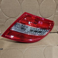 2008-2011 Mercedes Benz C300 PASSENGER Right Taillight Tail Lamp Light C Class picture