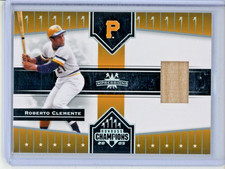 2005 Donruss Champions Roberto Clemente game used relic baseball card HOF Pirate picture
