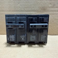 New Lot of 2 ITE Siemens QP Q230 2 Pole 30 Amp 120/240v Circuit Breaker NNB picture