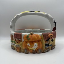 ABC Distribution Halloween Ceramic Basket #2 Vintage RARE 1994 Nostalgia  picture