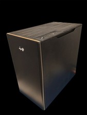 InWin A5 custom build desktop picture