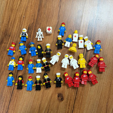 Vintage 1970s 1980s LEGO Minifigure Lot Figures Classic Spacemen, Town, Exxon picture