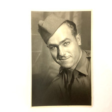 ANTIQUE RPPC DIVIDED UNPOSTED UNMARKED MILITARY MAN PHOTO picture